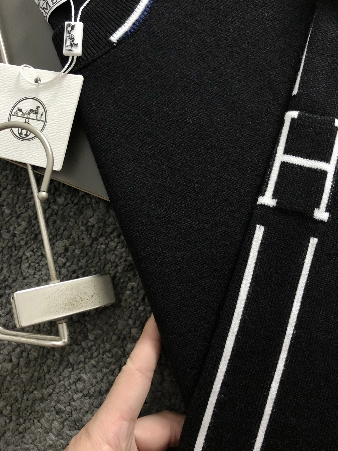 wg.luxury- H5r75s wool 2colour item:E-F443J0736-2H